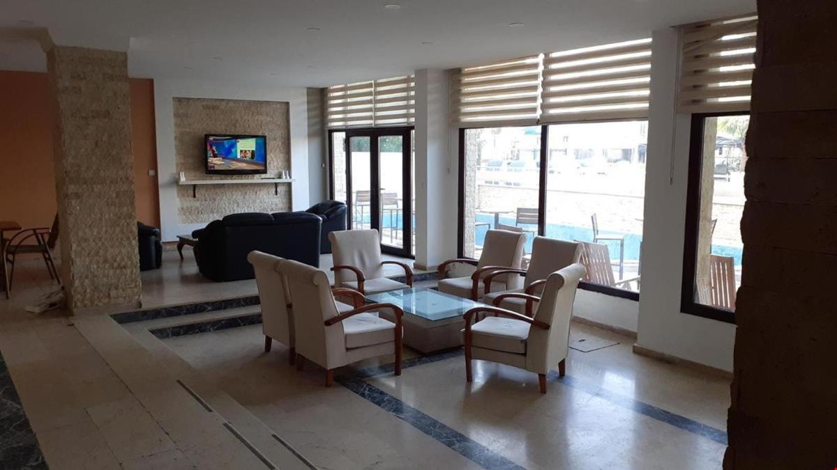 Eliba Otel Çeşme Extérieur photo